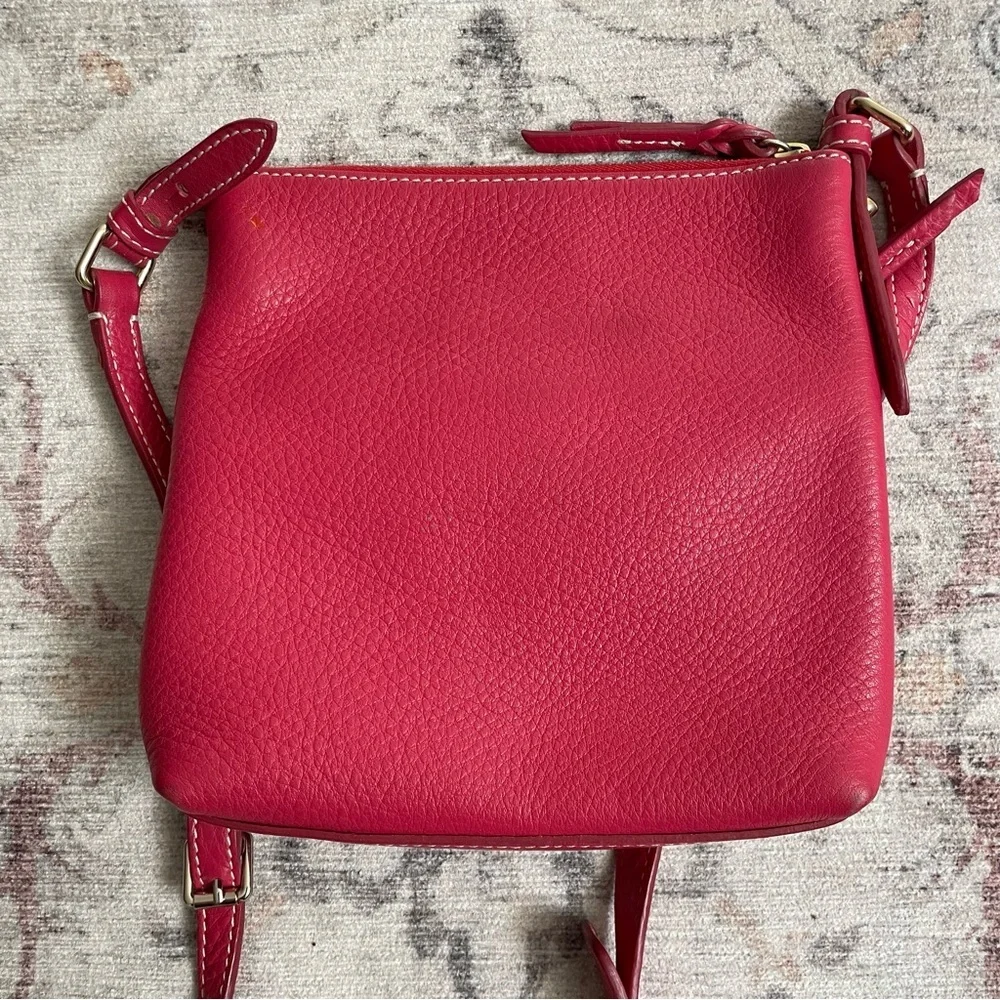 Dooney & Bourke Dillen Letter Carrier Letter Crossbody Bag Strawberry Pink - Picture 3 of 8